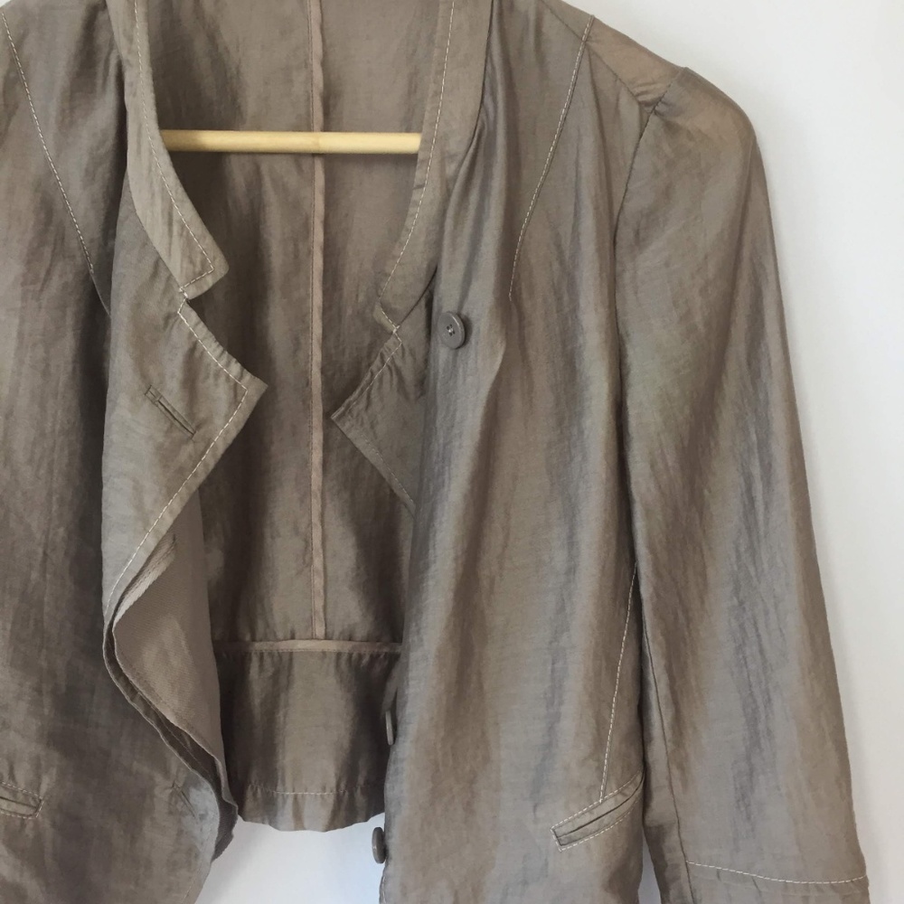 Subtle Gold Bronze Cropped Blazer - Picture 8 of 8